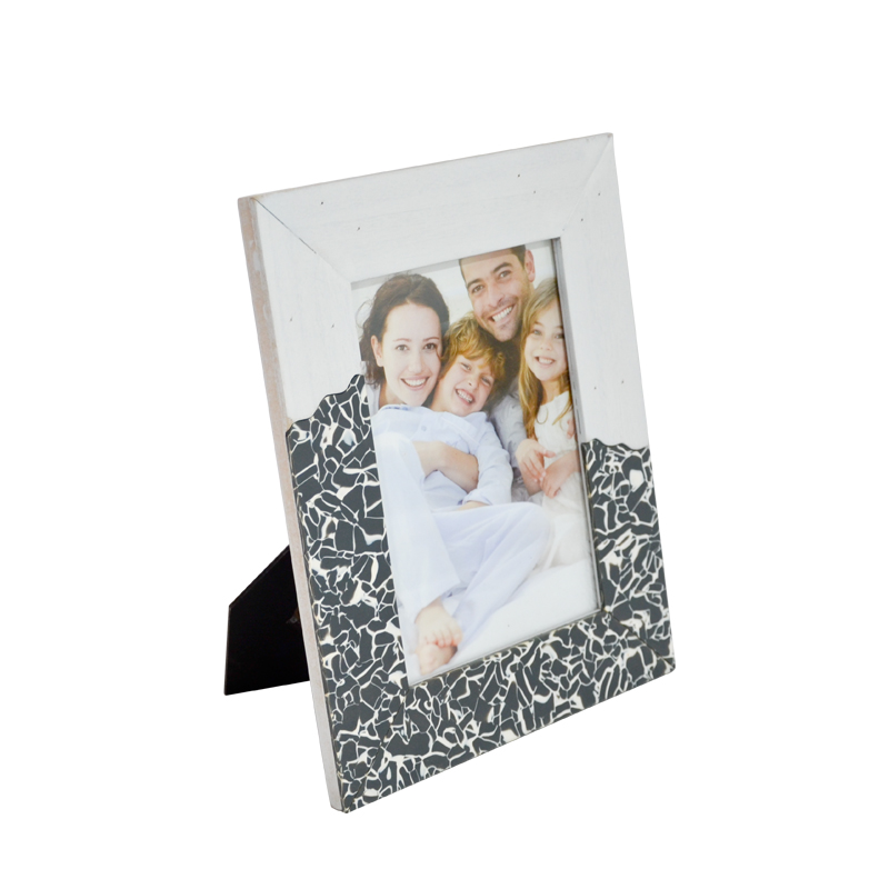 Wooden photo frame, marble crack on lower half19S770 - (cm)