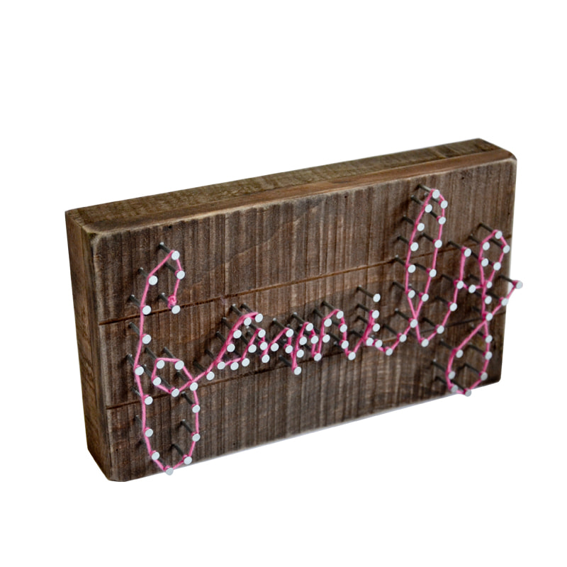 Wooden sewing thread art wall plaque,  ' Family ' 19S518