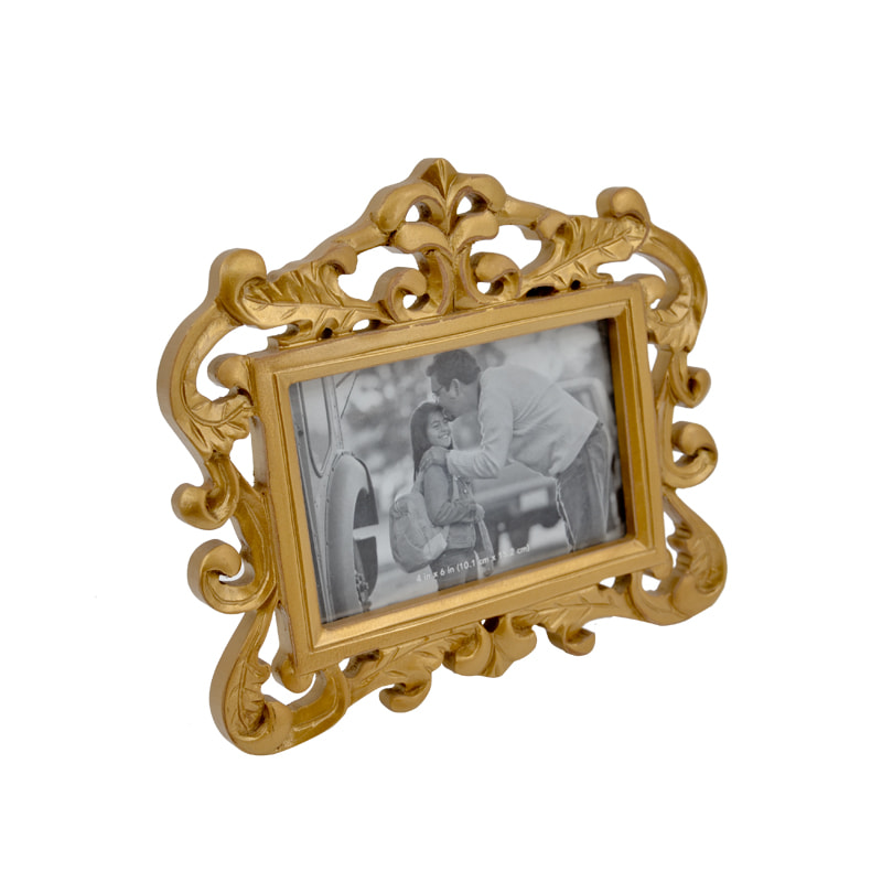 MDF photo frame,  cutout victoria style, gold finish. Rectangular FH211